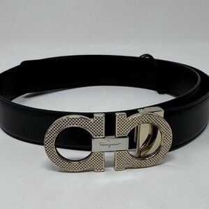 Salvatore Ferragamo Pebble Calf Reversible Leather Belt – Size 36 (With Tags)